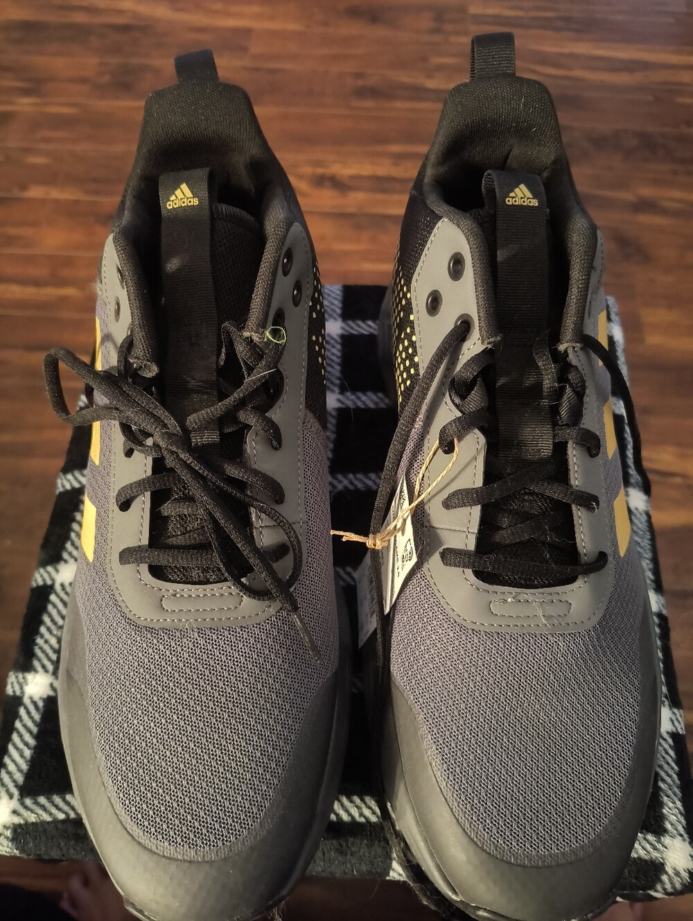 Adidas Men's Own The Game 2.0 size 12 Black And Grey With Gold